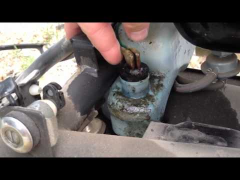 how to fix an oil leak on a scooter