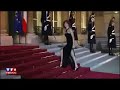Mylène chute à lElysée le ralenti