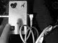 videos de Recording a stapler with a crank contact microphone