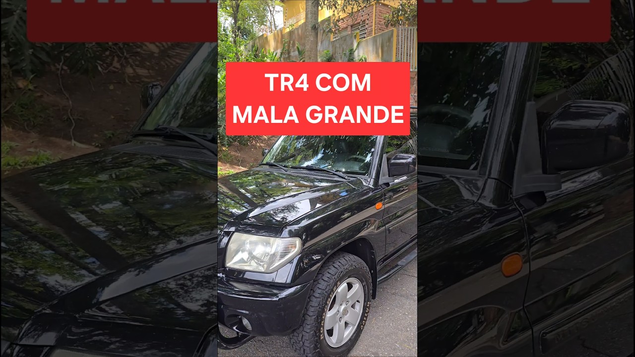 PAJERO TR4 TEM GRANDE PORTA-MALAS #shorts