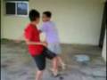 Pinguin vs Zoio