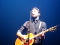 en premi�re partie du concert de vanessa paradis on a eu l'honneur d'avoir maxim nucci quelqu'un dont je suis fan...