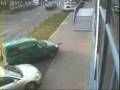 Złodzieje okradają samochód w centrum Szczecina