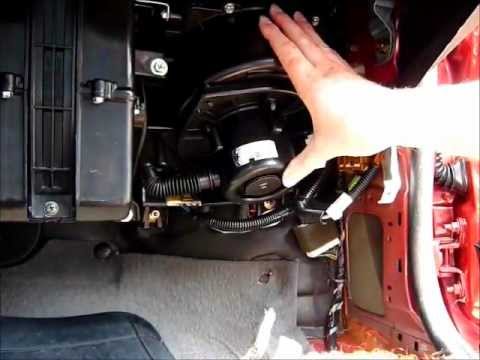 how to remove cd player from nissan primera