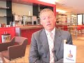 Spaarders vluchten van ABN/Amro naar Rabobank Spaarders vluchten van ABN/Amro naar Rabobank