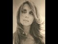 في شي عم بيصير -فيروز
