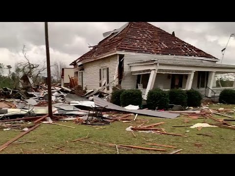 USA: Mehr als 20 Tote durch Tornados in Alabama und G ...