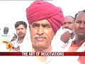 Gujjar stir: Sri Sri offers to mediate Gujjar stir: Sri Sri offers to mediate