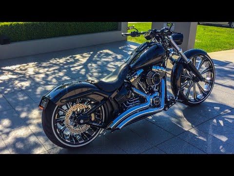 EXHAUST SOUND OF HARLEY-DAVIDSON BREAKOUT (PART 1)