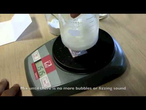 how to react sodium carbonate with water
