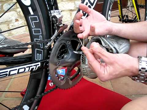 how to fasten cycling shoes