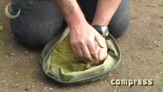 Преса за захранка Gardner Bait Bomb