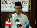 Unity, Culture, Arts and Heritage Minister Datuk Shafie Apdal presented the Malaysian Book of Records to the first Malaysian Urban Bhangra Friday.