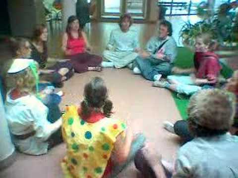 Chanson avec gestes