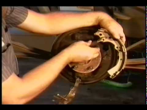 how to bleed hilux brakes