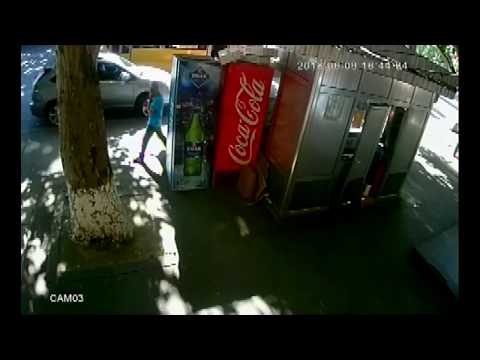 Գողացել են քաղաքացու բջջային հեռախոսը (տեսանյութ) Գողացել են քաղաքացու բջջային հեռախոսը (տեսանյութ)