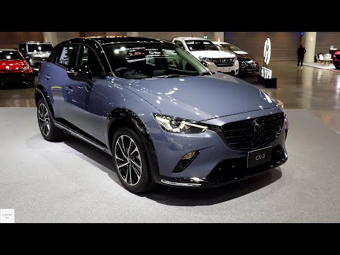 2025 Mazda CX-3 2.0L SkyActiv G / In-Depth Walkaround Exterior & Interior
