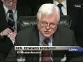 Man eats potato chips during senate hearing