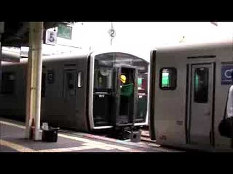 JR九州817系列車連結作業