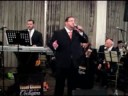 videos de Yosef Chaim Bloch singing his HIT song Neginasi at Wedding i