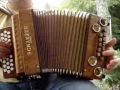 Schneibstoa Walzer played on a Schanzer Rucksack Steiriche Harmonika