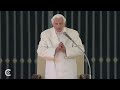 Be blessed by this today my friends. Pope Benedict's last public blessing. http://t.co/osfQInkBRt
