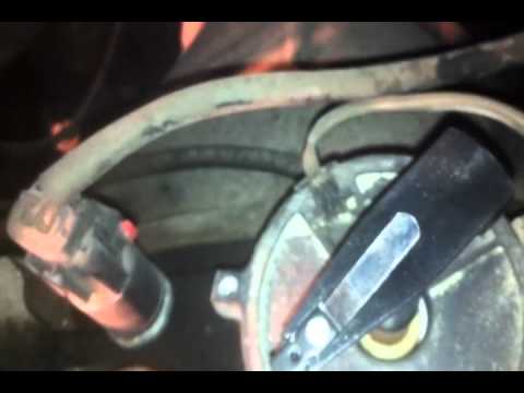 HOW TO DO A TUNE UP (Plugs, Wires, Distributor Cap, Rotor) Dodge Ram 5.9L
