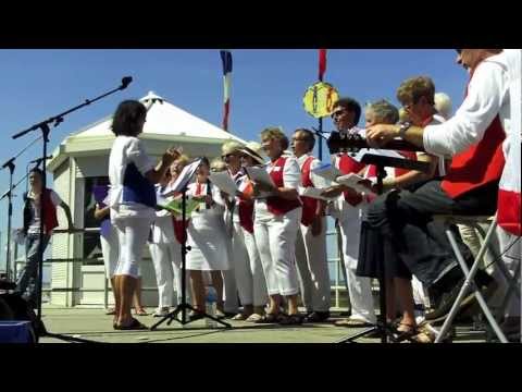 Regardez cette vidéo