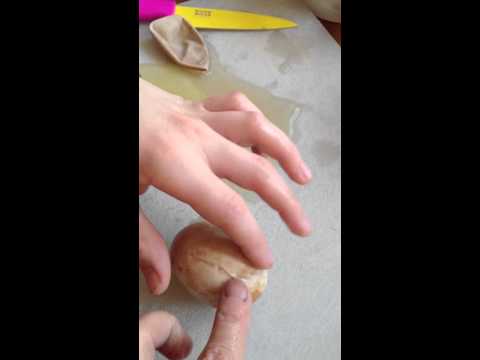 how to dissolve an eggshell