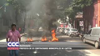 Protesta de ex contratados municipales de capital