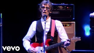 Luis Alberto Spinetta - Bajan (En Vivo Estadio Vé