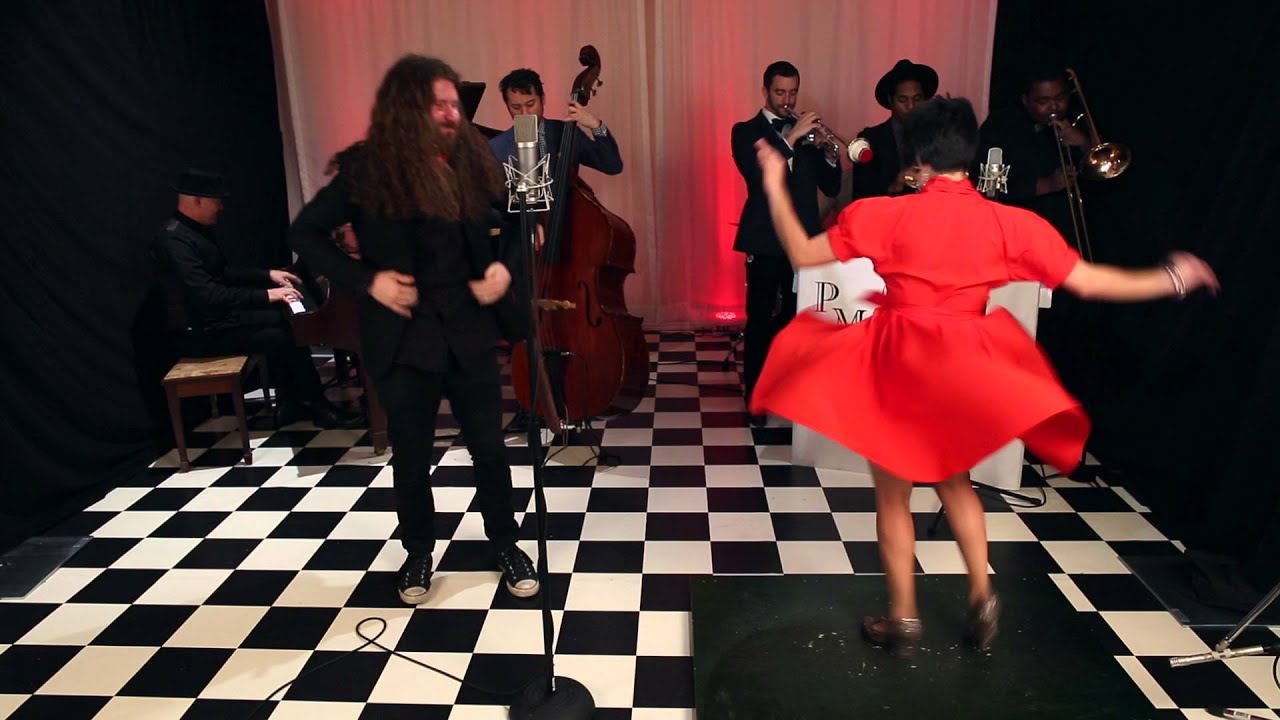 Sweet Child O’ Mine – Postmodern Jukebox : Reboxed Cover ft. Casey Abrams