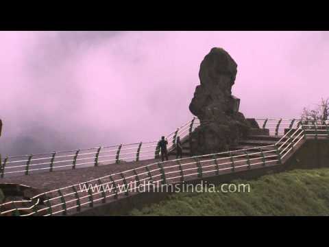 how to reach malshej ghat from mumbai by train