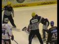 Eishockey-Fight / Murphy (Augsburg) vs Robinson (Berlin)