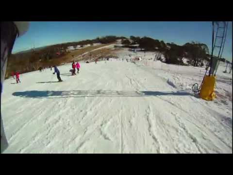 Спуск на лыжах в Селвин Сноуфилдс