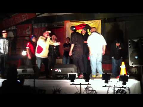 BDM - Disculpen la calidad! Estuvo bien buena la batalla en todo caso :) Esta es la segunda batalla, donde cada pandilla elegía 3 representantes para hacer un 3 vs 3.