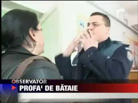 Nauczycielka i policjant nawzajem się spoliczkowali