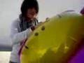Con el globo de helio