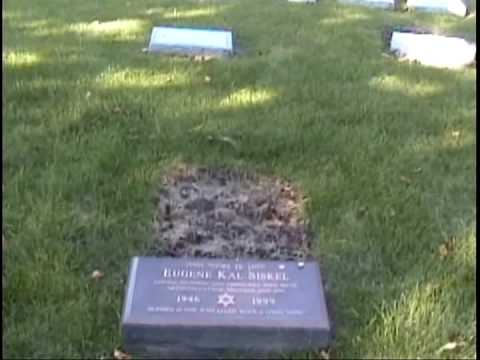 GENE SISKEL Gravesite
