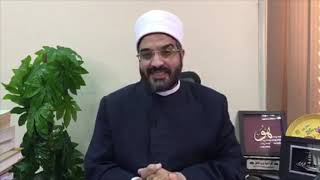 هل يصح الاستمرار في تناول الطعام أثناء أذان الفجر في رمضان؟