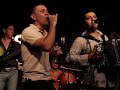 grupo alaz \"dime\" chile rojo