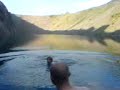 Schwimmen im steinbruch