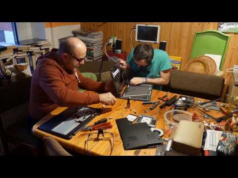 Notebook Reparatur Xtrem / Bohren / Schrauben / Fräsen / Schleifen