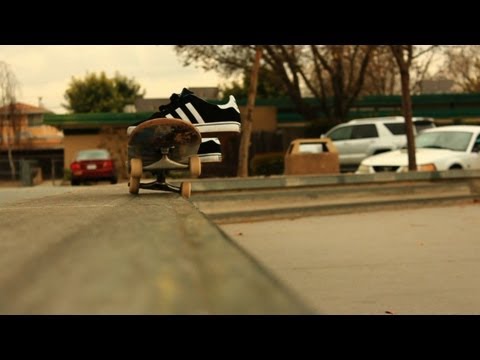 Skateboarder Invisible