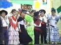Lorena Maria cantando en la fiesta del DIA DE ANDALUCIA de su colegio con 5 años.Canta sobre el artista.