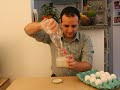 Deixe a casca de um ovo mole e transparente