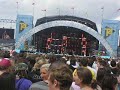sophie ellis bextor gives a memorable performance of 