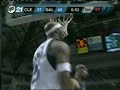 Erick Dampier blocks Drew Gooden