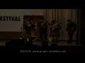 mas info en http://grupo-cordillera.de
presentacion hecha por chilenos y alemanes realizada el ano 2005.

siempre en la presentacion del grupo cordillera, se canta el himno del grupo.  este himno fue compuesto por carmen bustamante.

aparece en el texto del video la palabra 