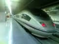 VESTIBULO DE VIAS DEL AVE Y TREN VELARO POR DENTRO VESTIBULO DE VIAS DEL AVE Y TREN VELARO POR DENTRO